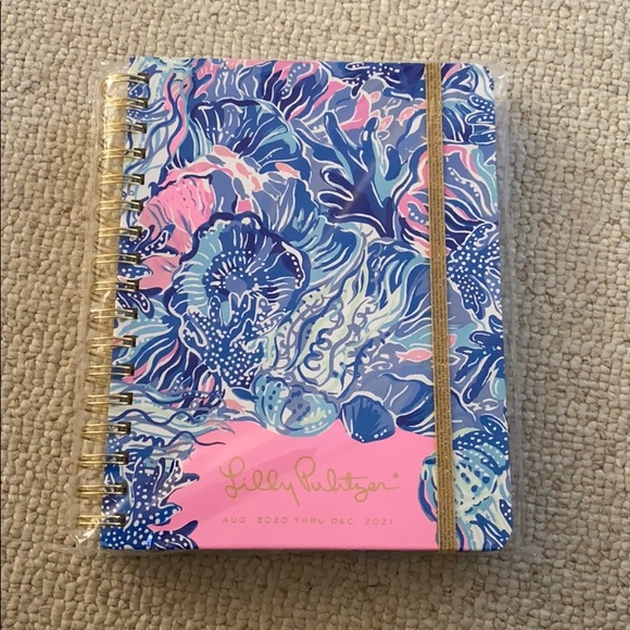 Lilly Pulitzer Other - Lilly Pulitzer Agenda size Large